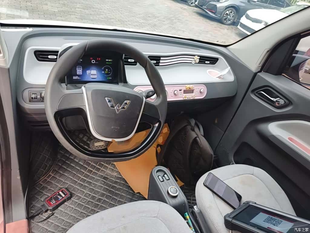 Wuling MINIEV, 2021 10
