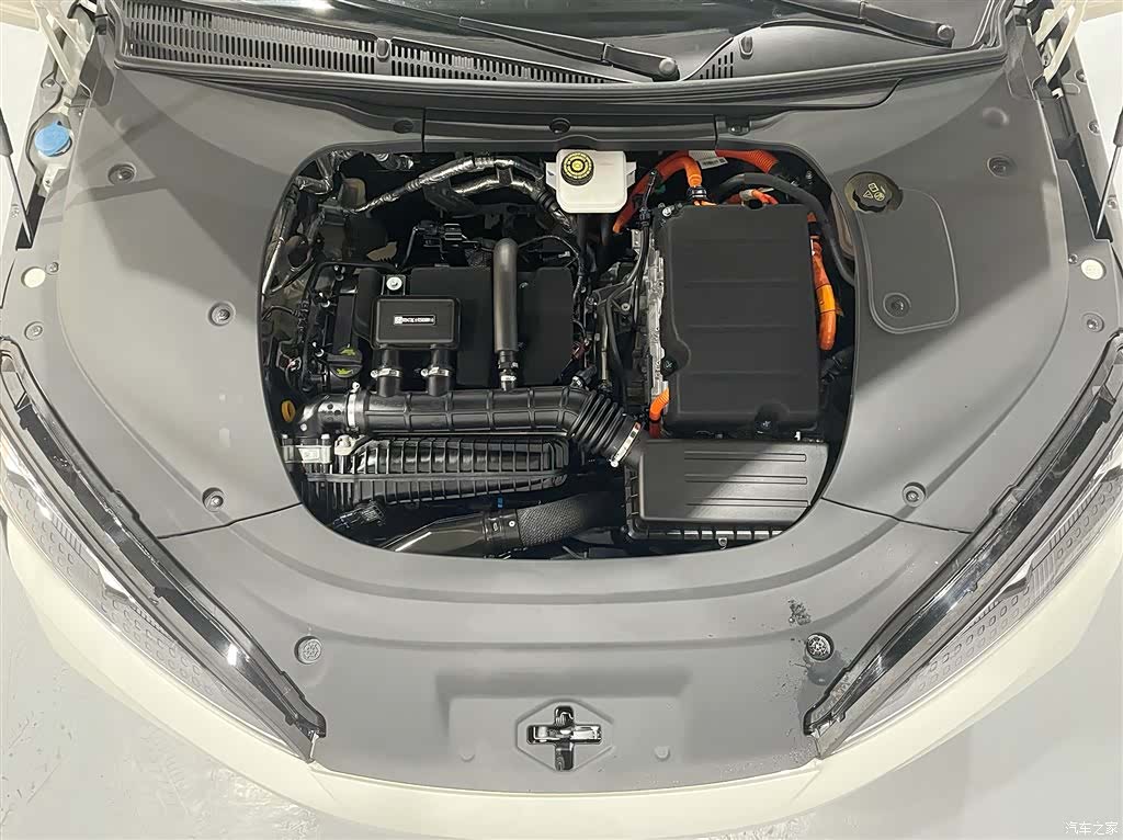 BYD Seal, 2025 14