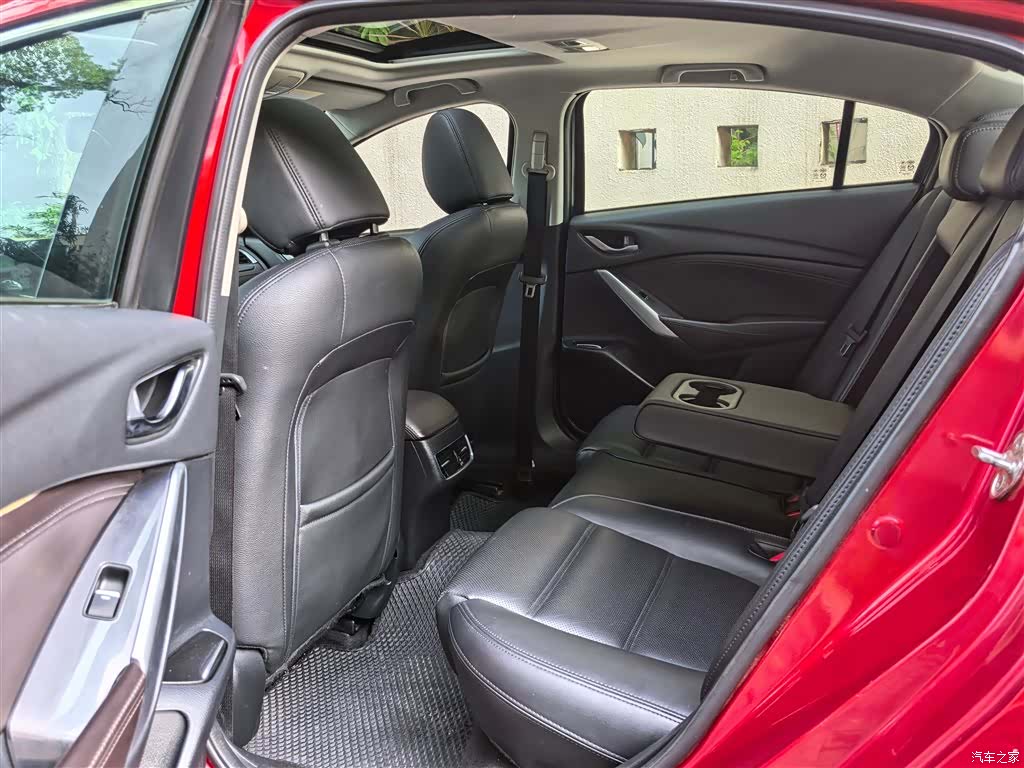 Mazda Atenza, 2017 6