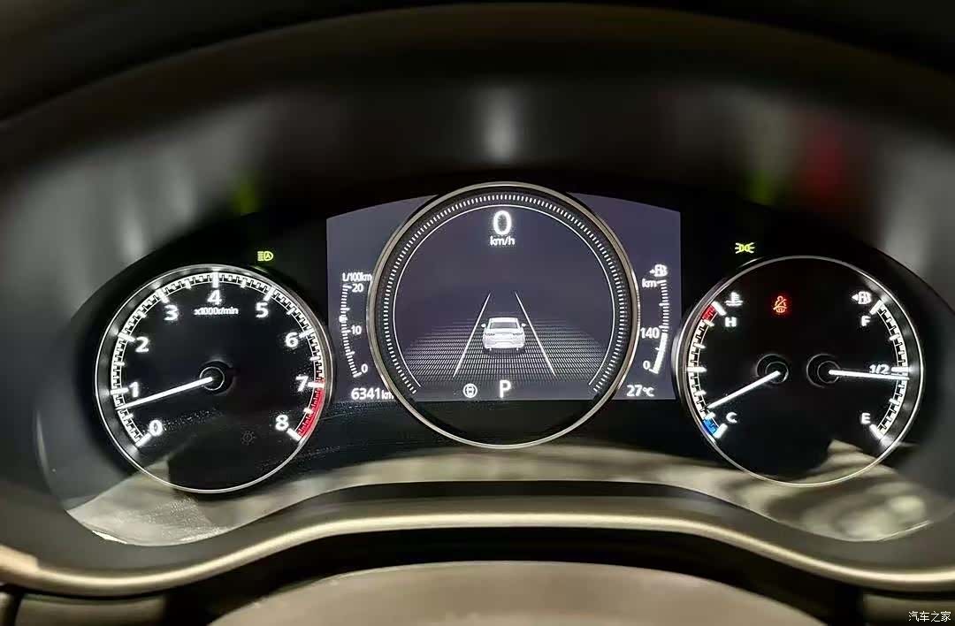 Mazda Mazda3, 2024 10