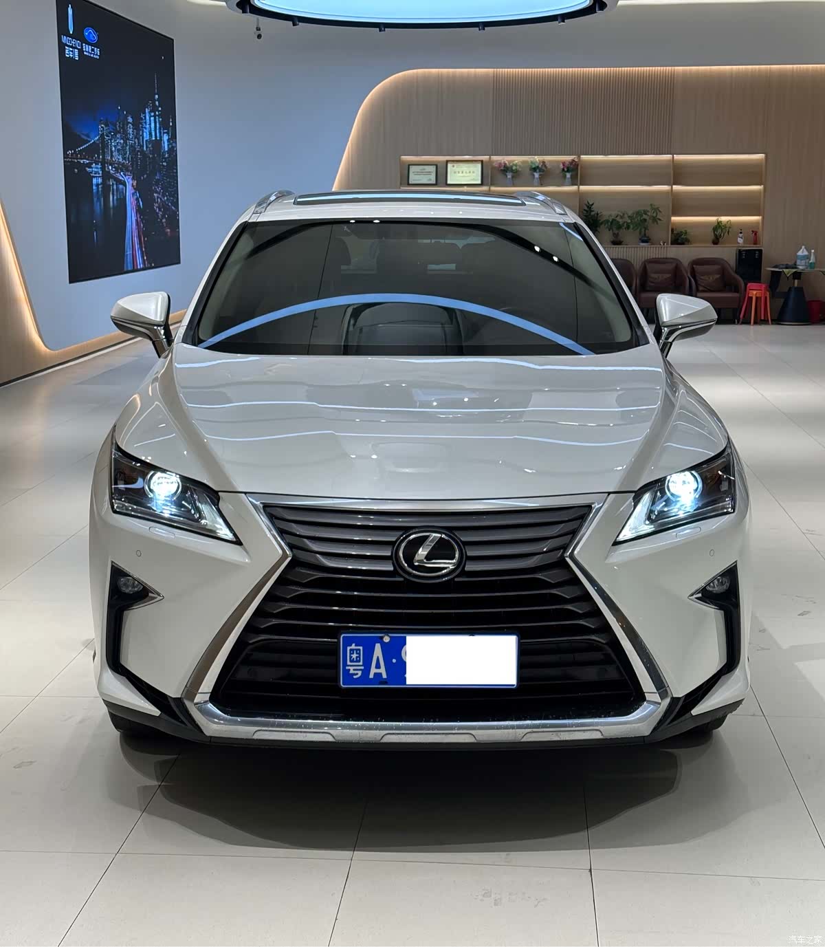 Lexus RX, 2016 2