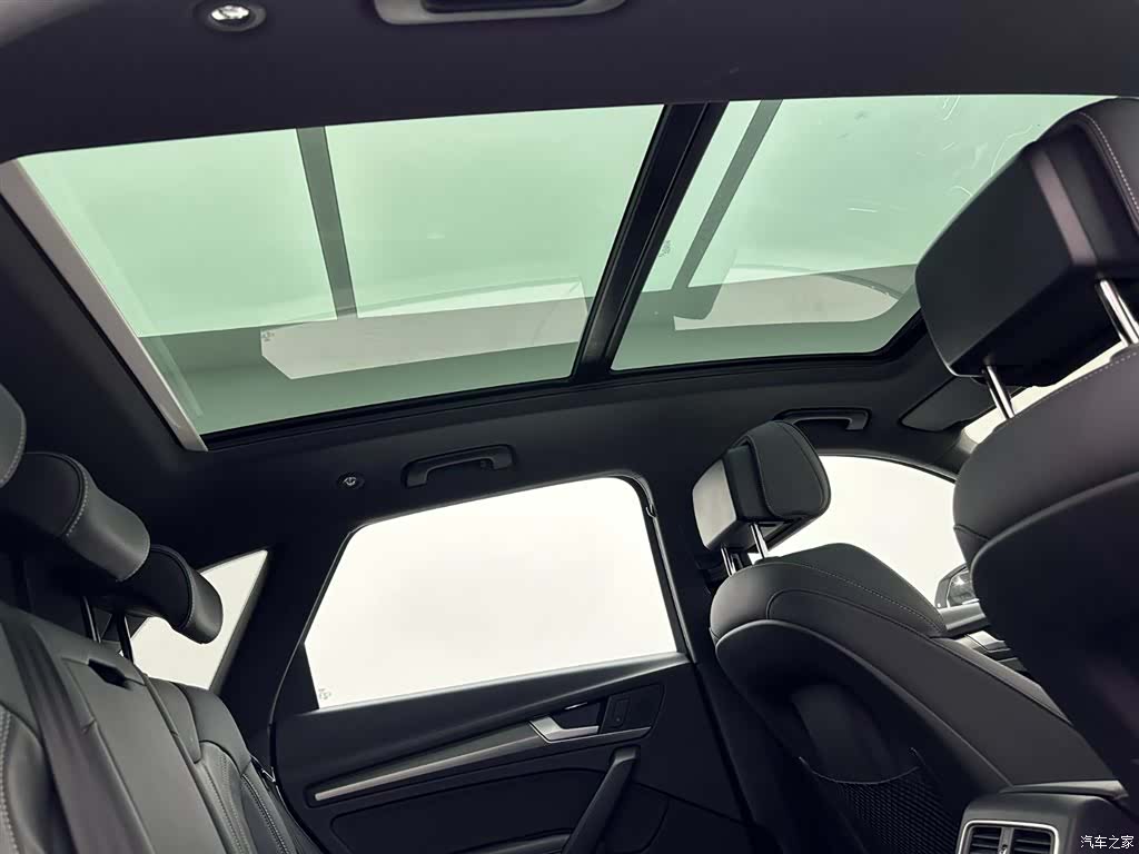 Audi Q5L, 2023 22