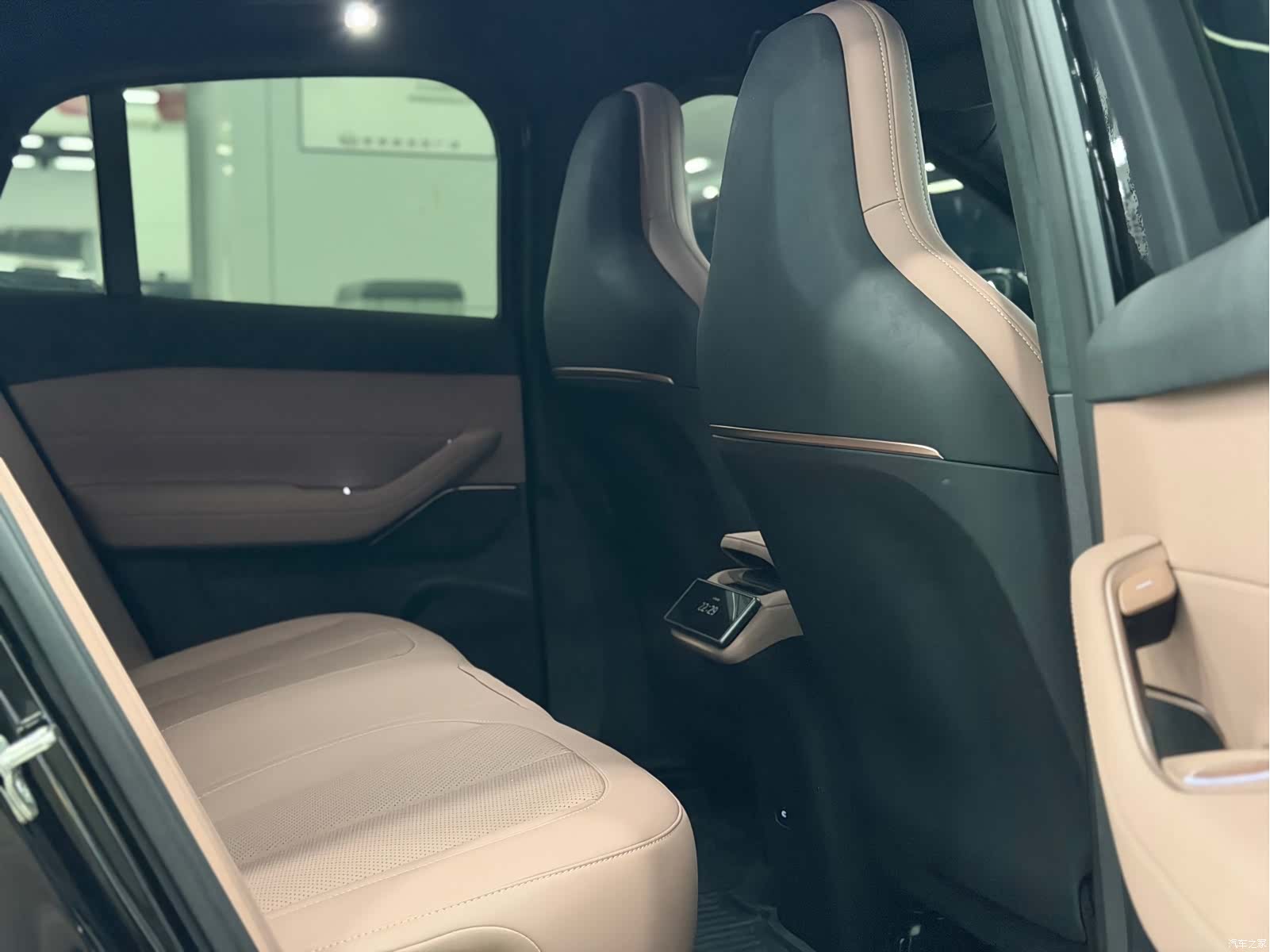 NIO EC6, 2024 10