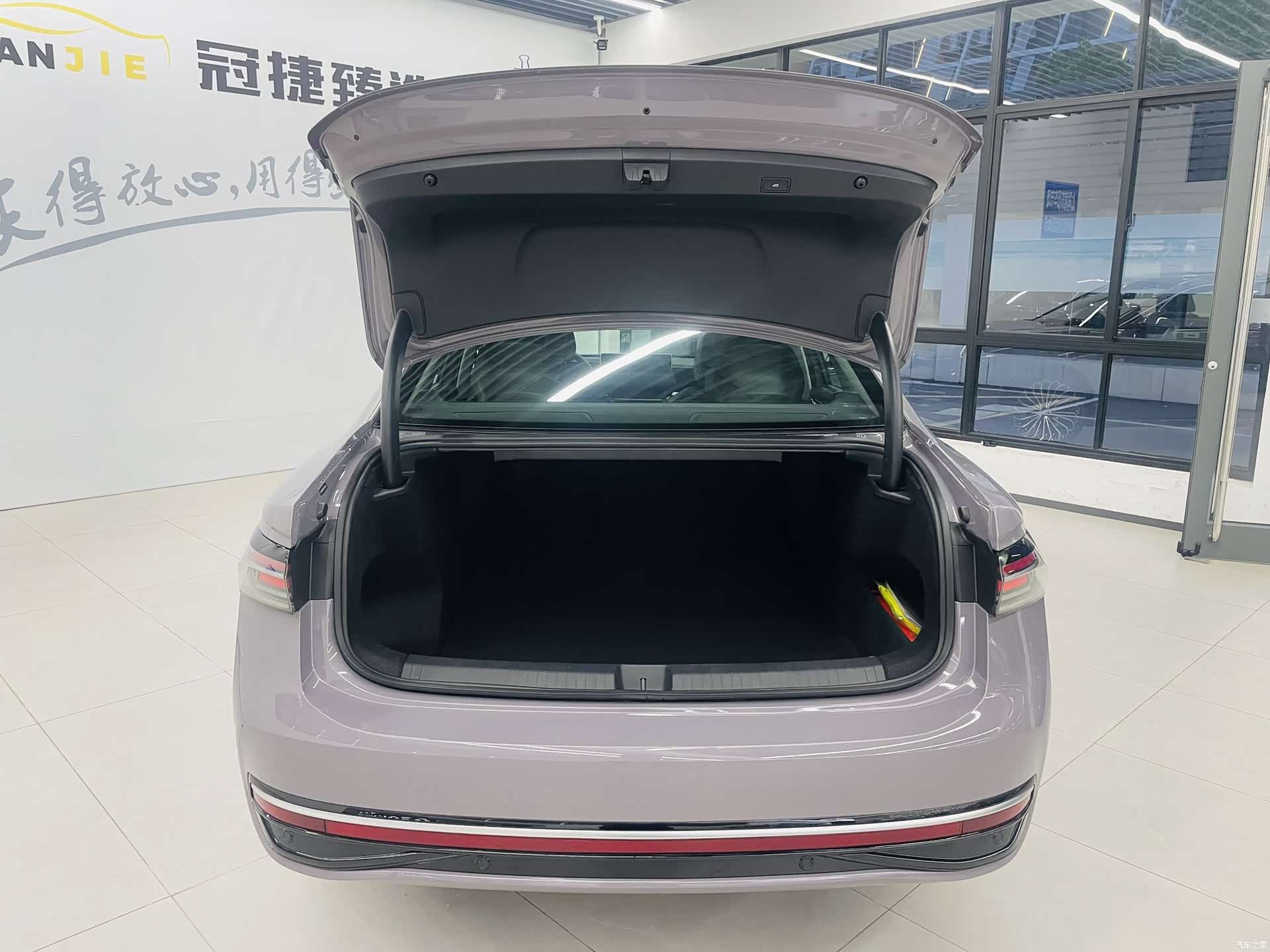 Volkswagen Passat, 2024 17