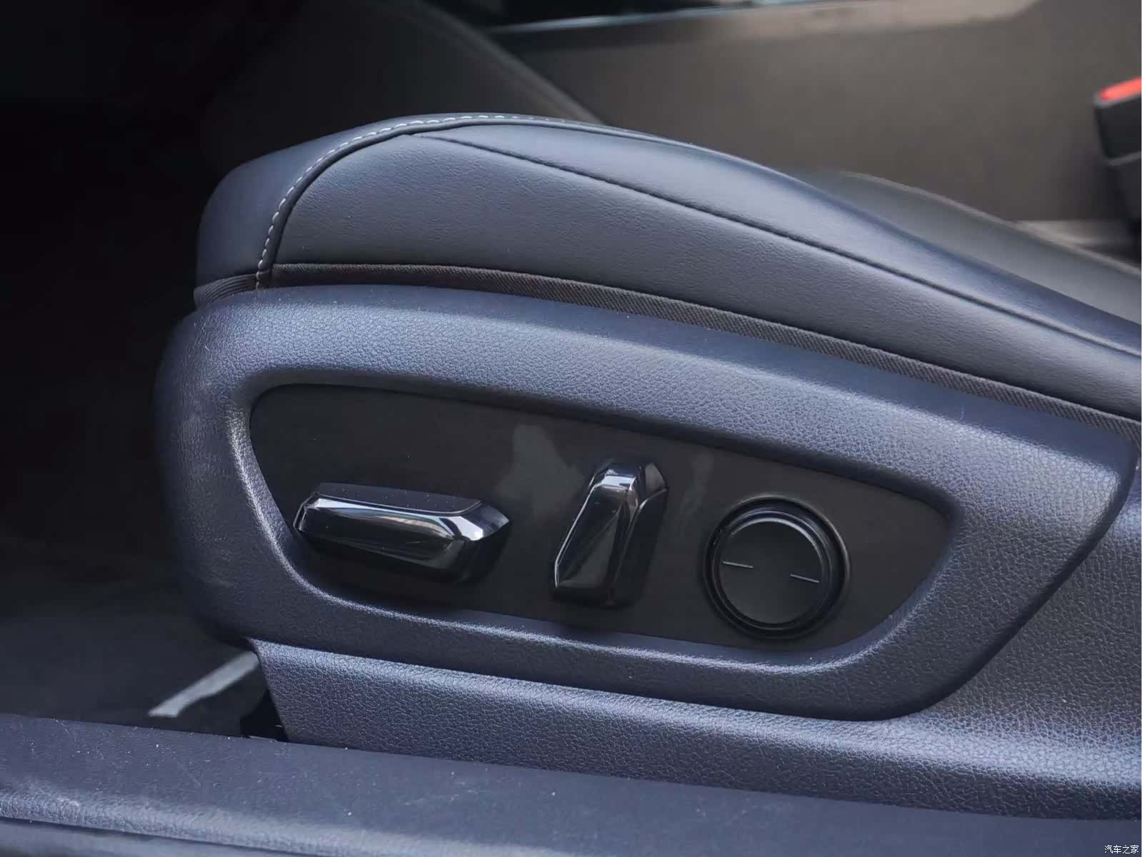 Lexus ES, 2019 22