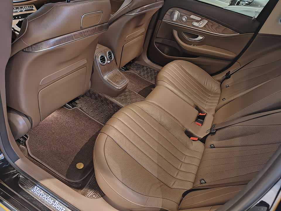 Mercedes-Benz E-class Mercedes-Benz E-class