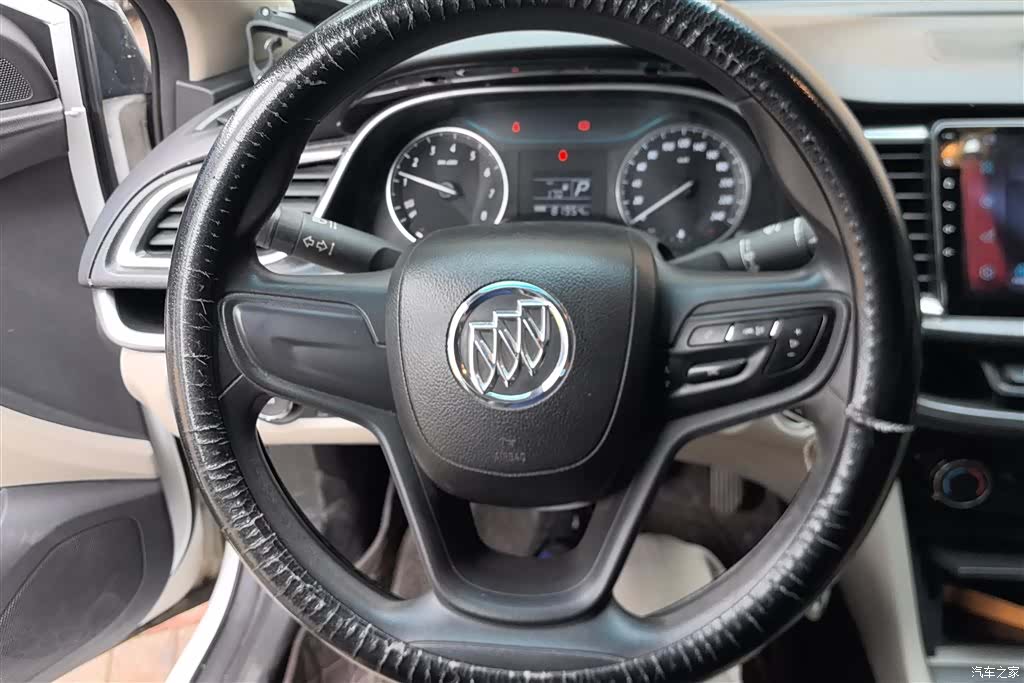 Buick V, 2018 15