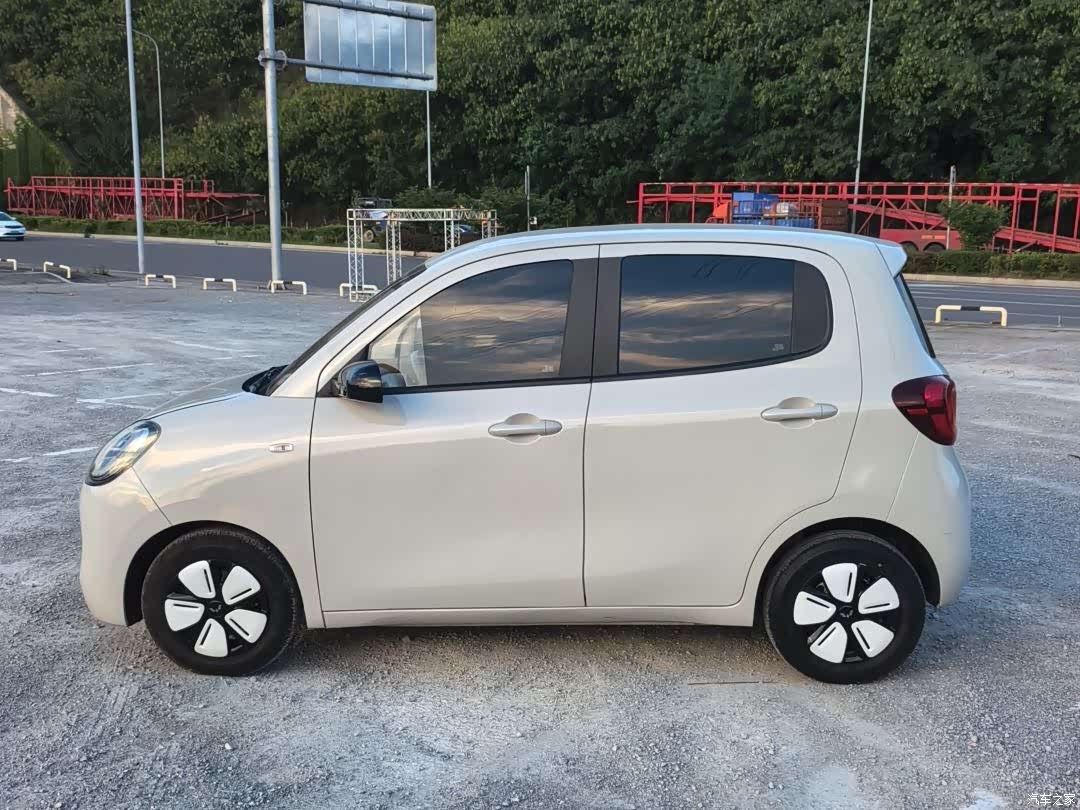Wuling MINIEV, 2025 3