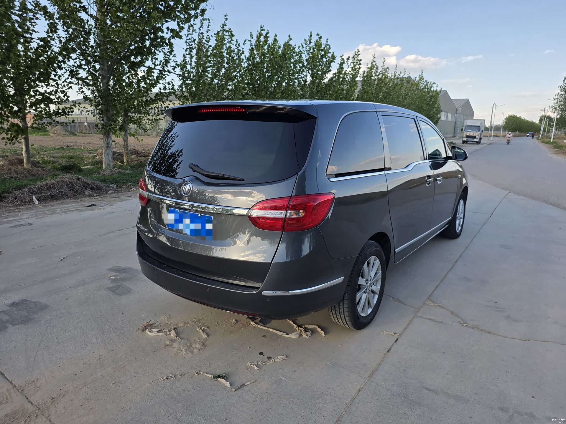 Buick GL8, 2019 все фото