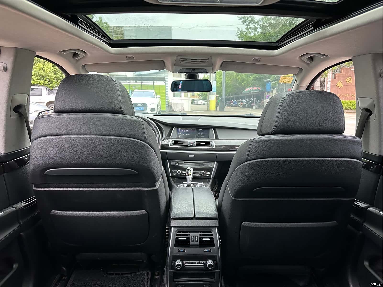 BMW 5 Series, 2011 12