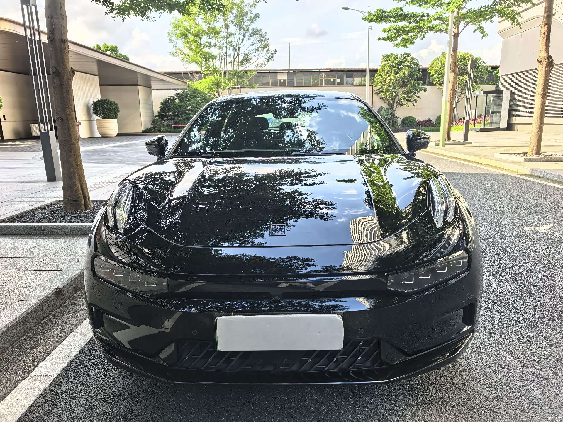 Zeekr 001, 2024 2
