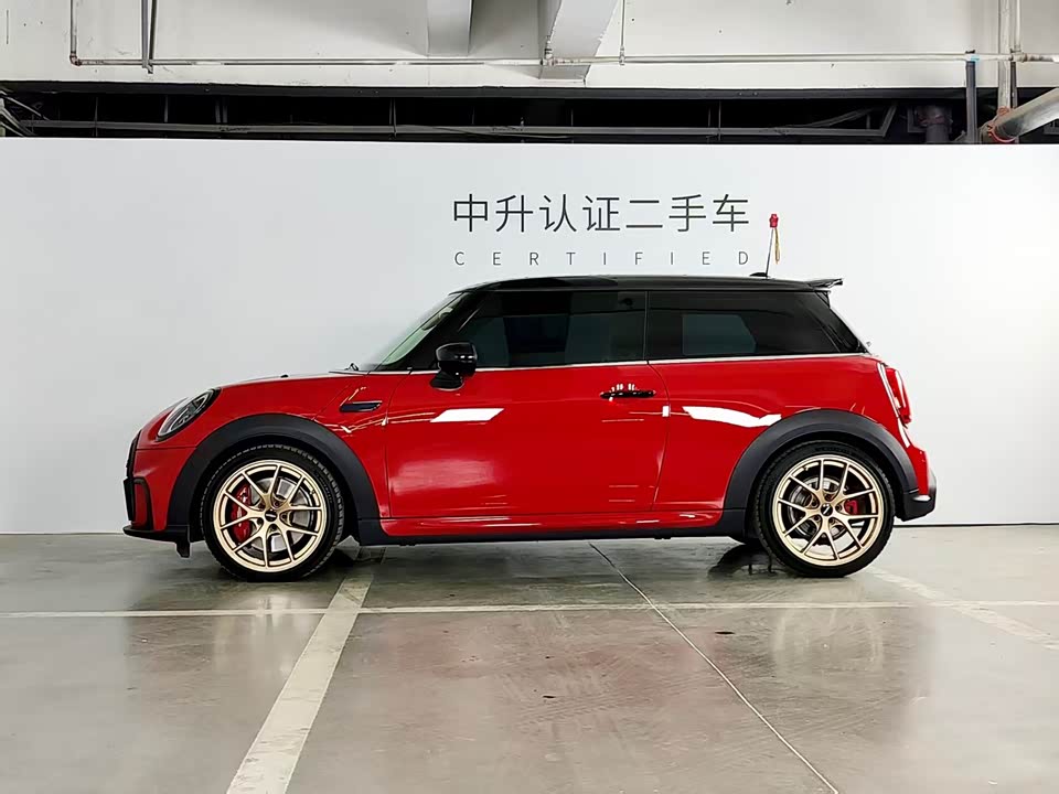MINI JCW