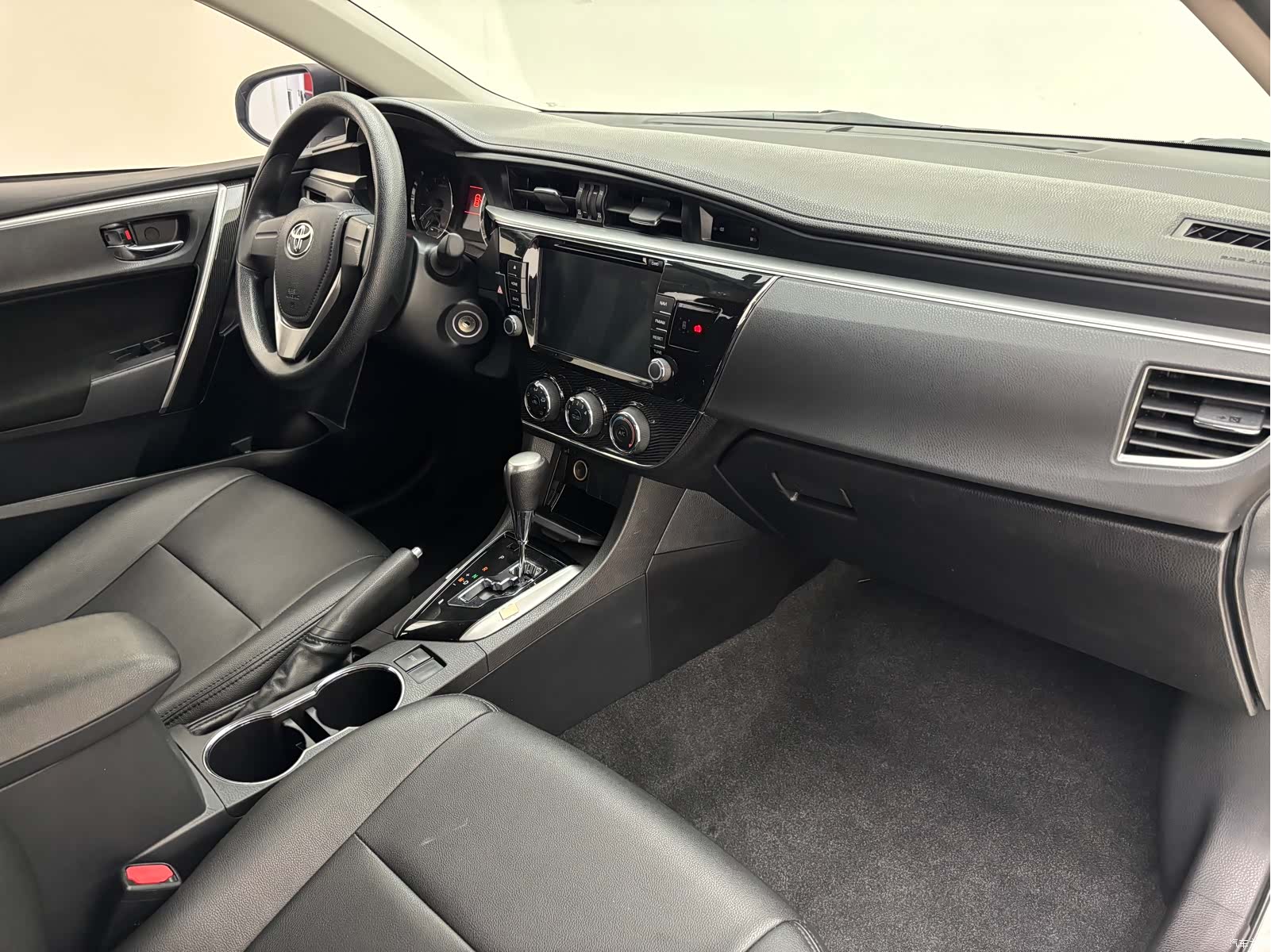Toyota Corolla, 2017 9