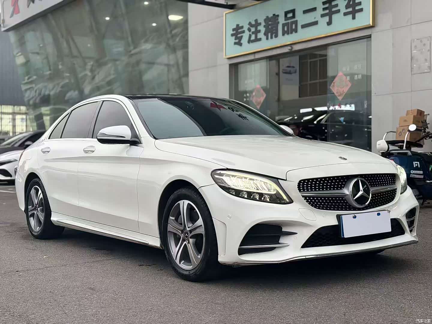 Mercedes-Benz C-Class, 2021 3