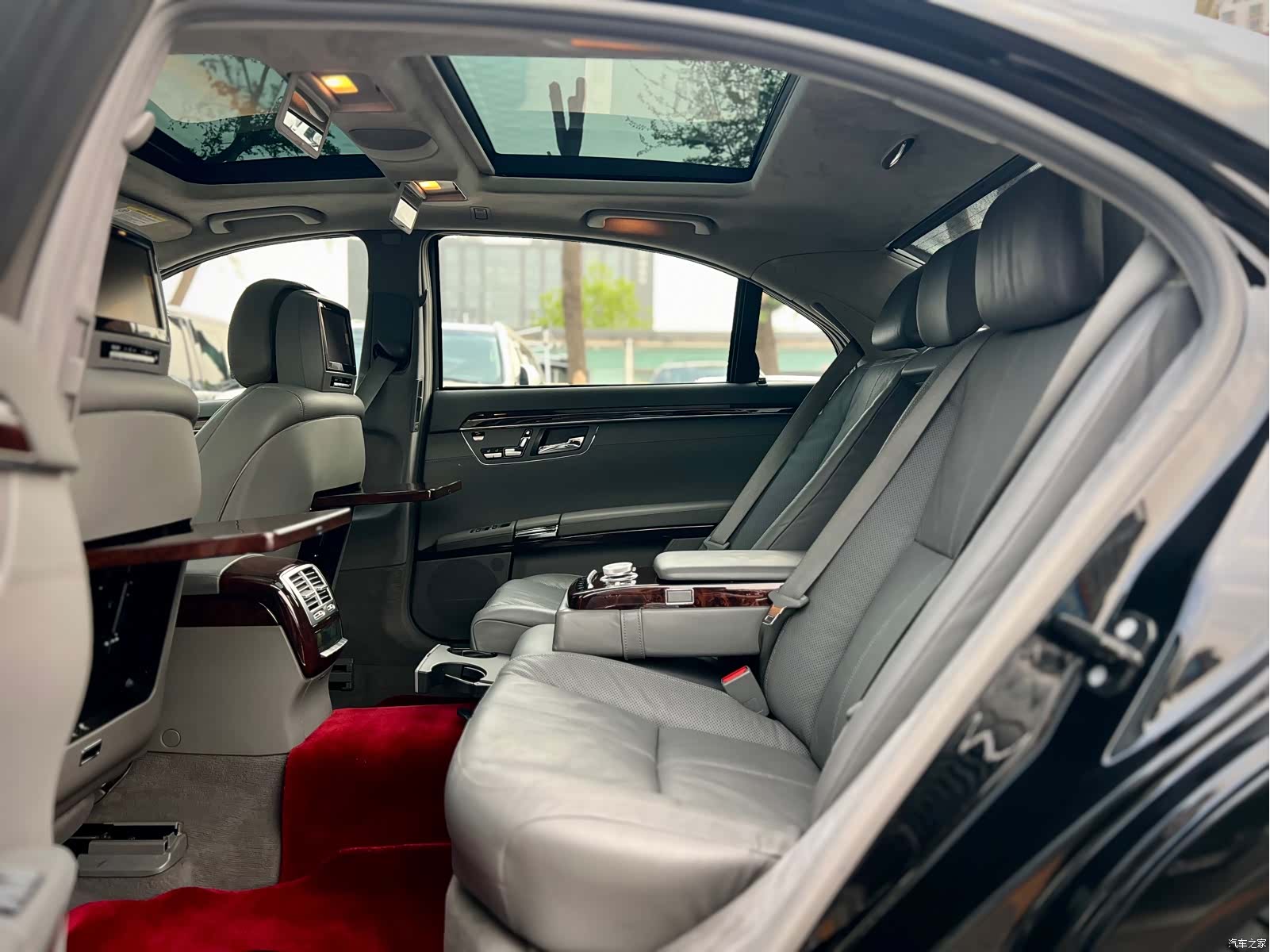 Mercedes-Benz S-Class, 2007 38