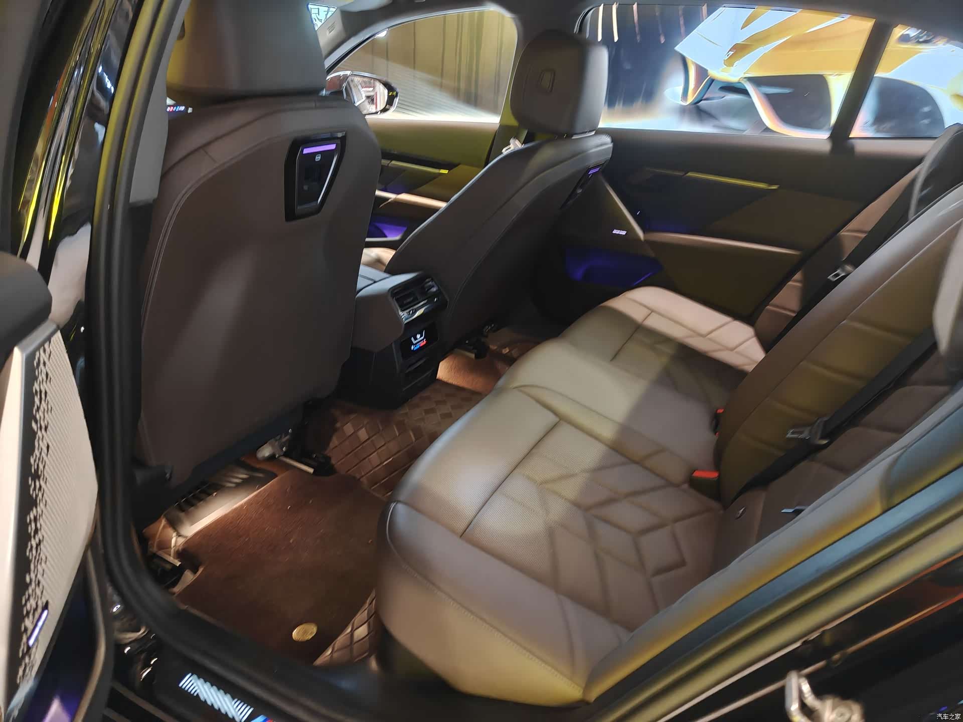 BMW 5 Series, 2024 8