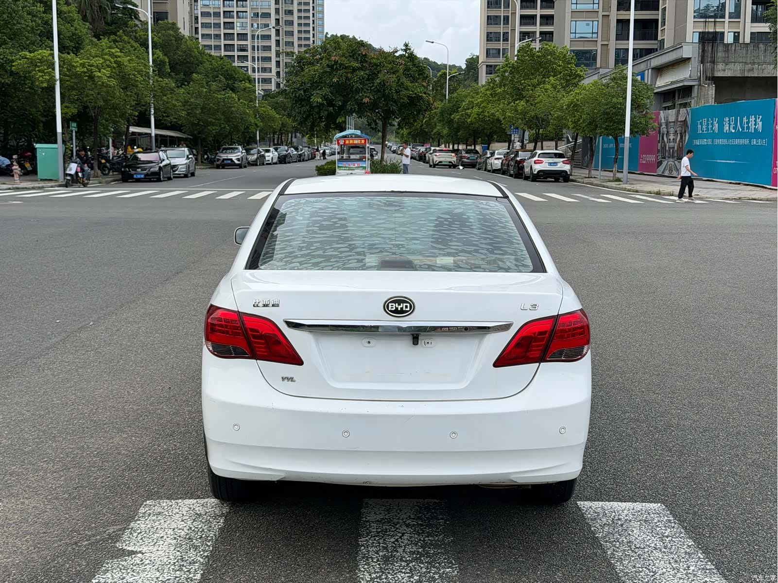 BYD L3, 2014 8