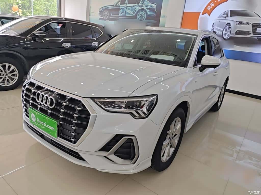 Audi Q3, 2019 1