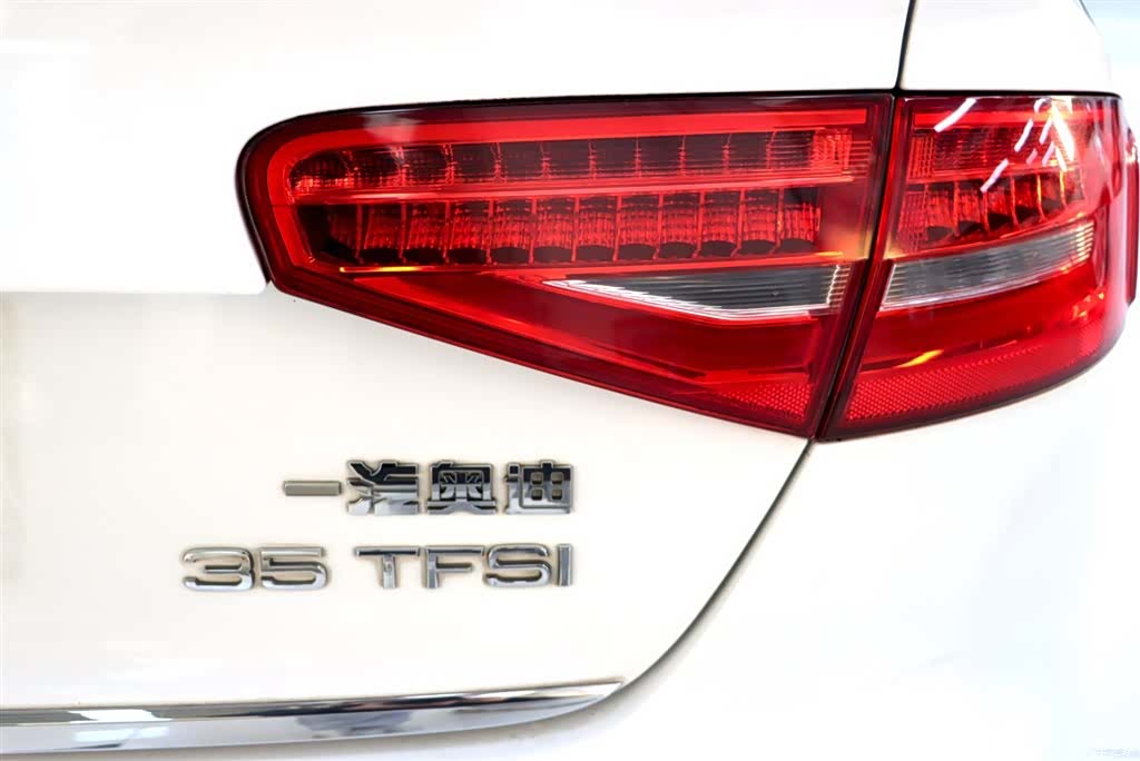 Audi A4L, 2014 22