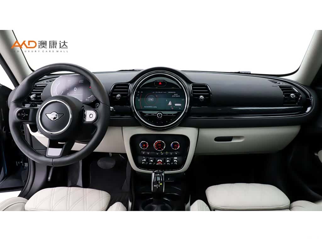 Mini Clubman, 2022 все фото