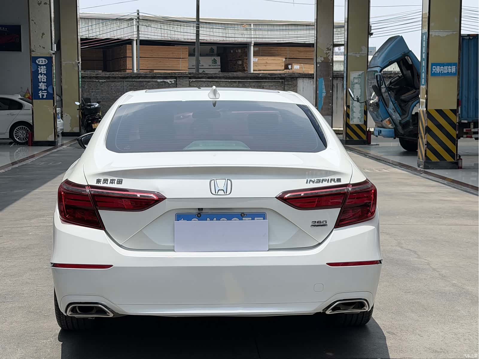 Honda Inspire, 2020 12