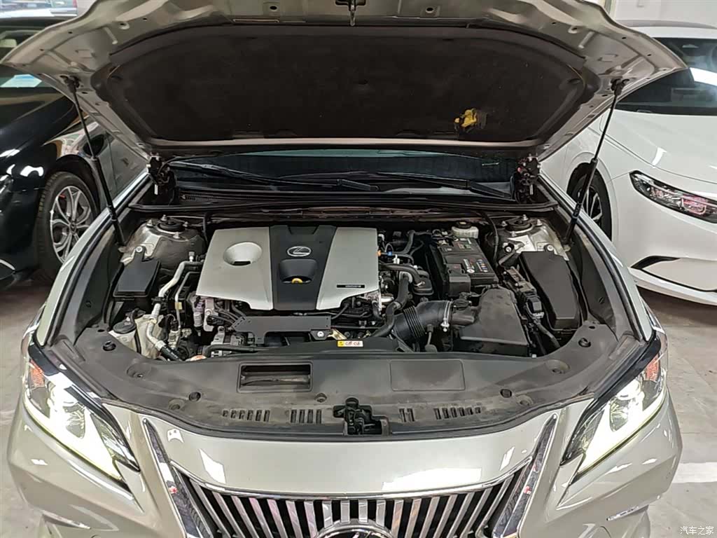 Lexus ES, 2019 20