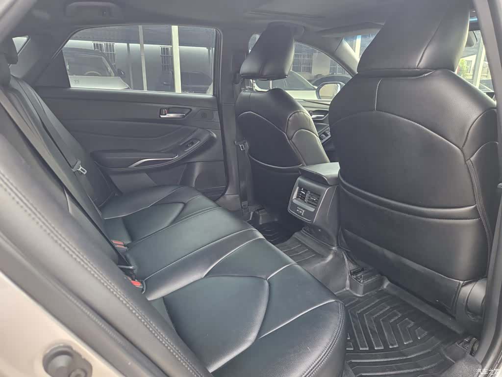 Toyota Avalon, 2022 14