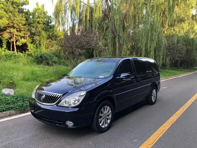Buick GL8 2015 — купить из Китая под заказ