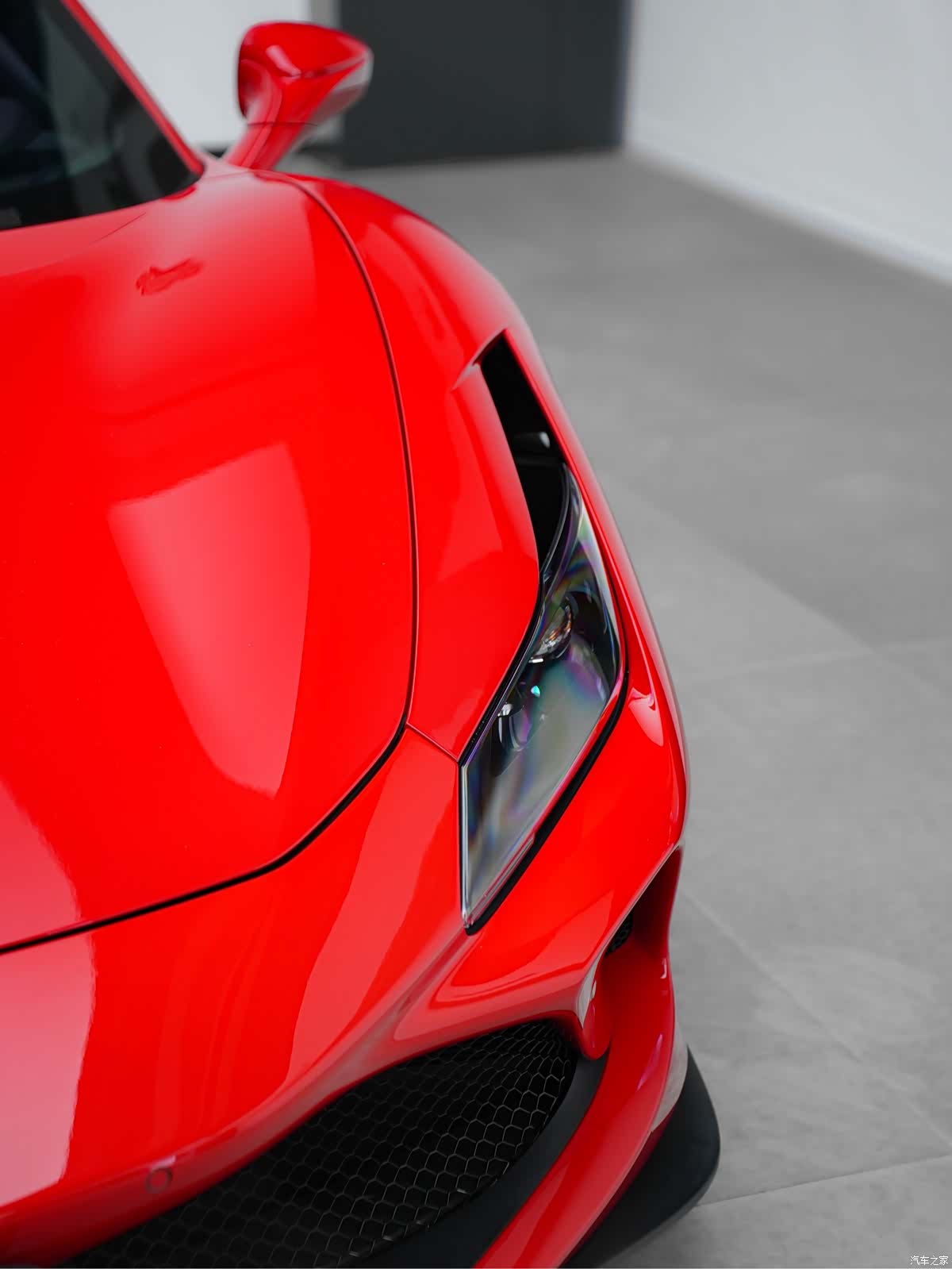 Ferrari F8, 2021 7