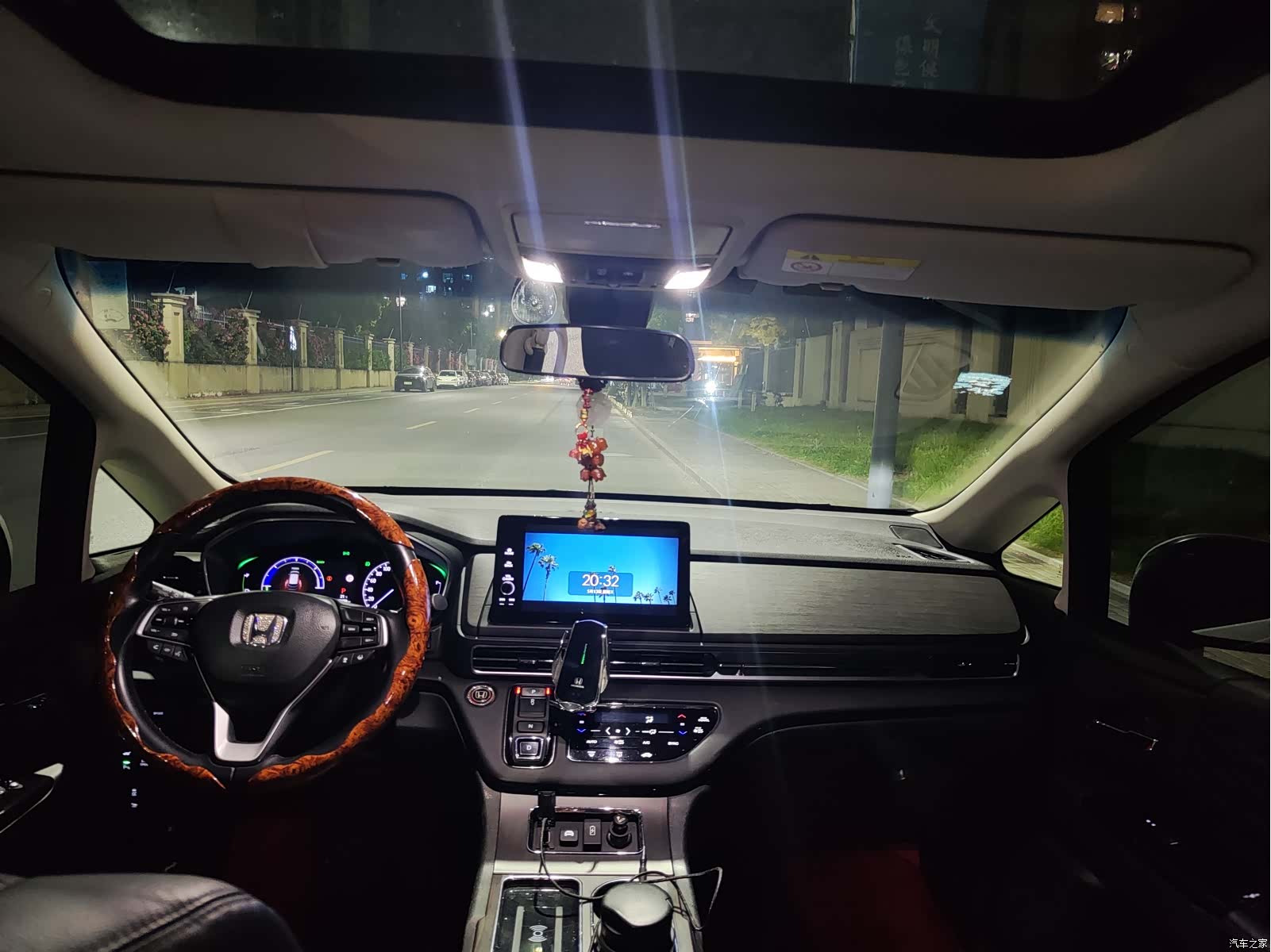 Honda Elysion, 2022 12