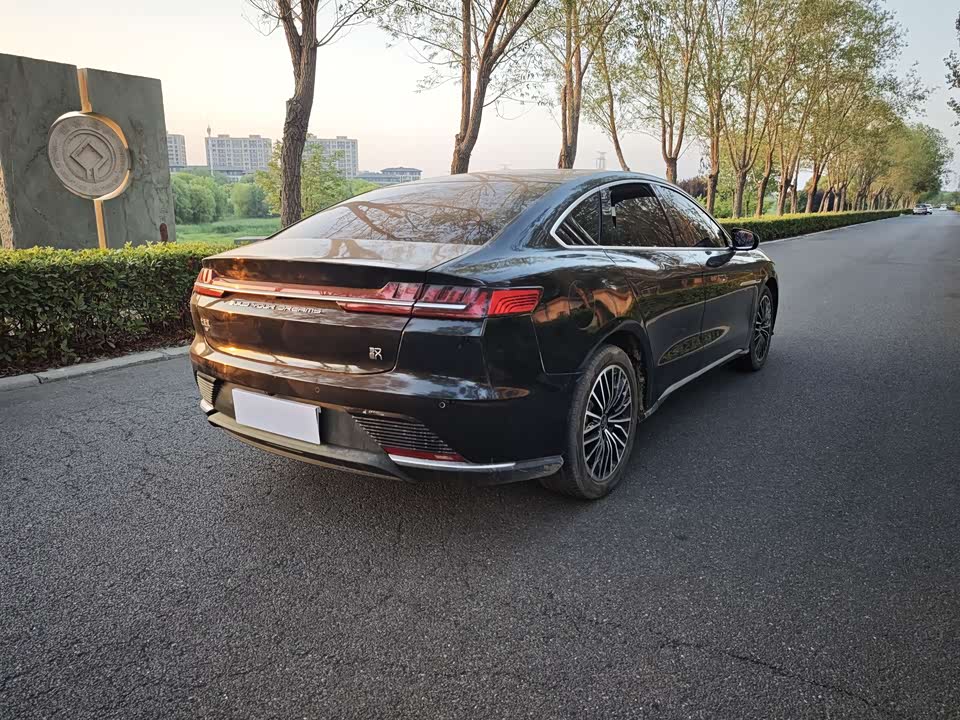 BYD Han