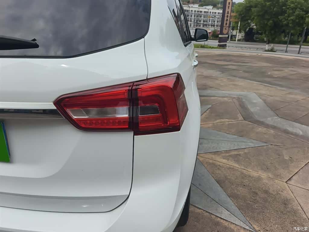 DongFeng X5, 2018 8