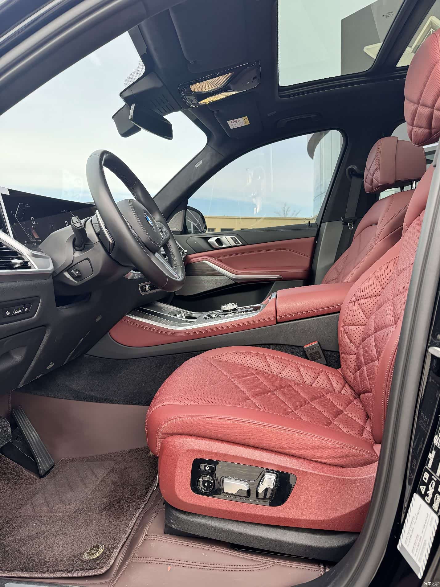 BMW X5, 2025 11