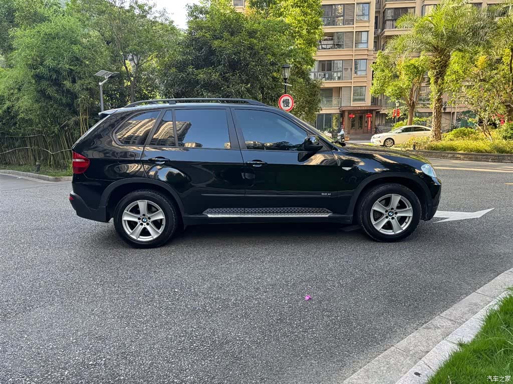 BMW X5, 2009 7