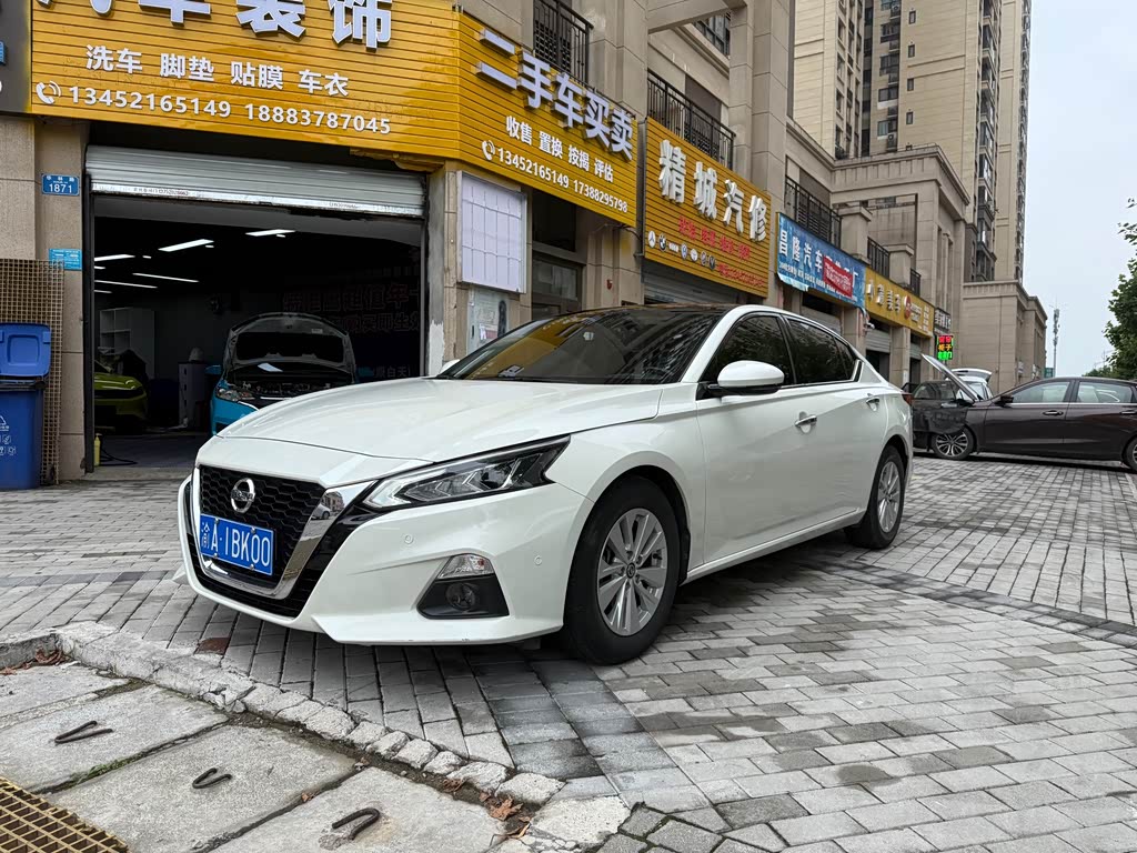 Nissan Altima