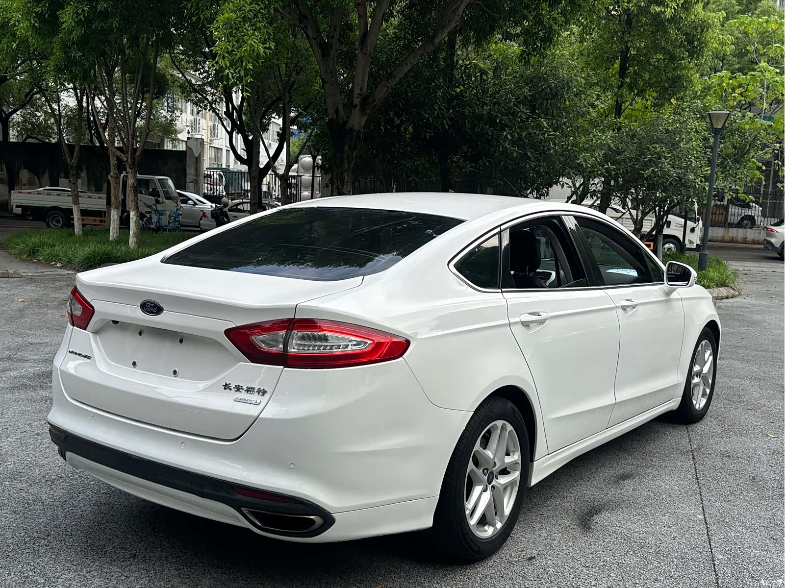 Ford Mondeo, 2015 4
