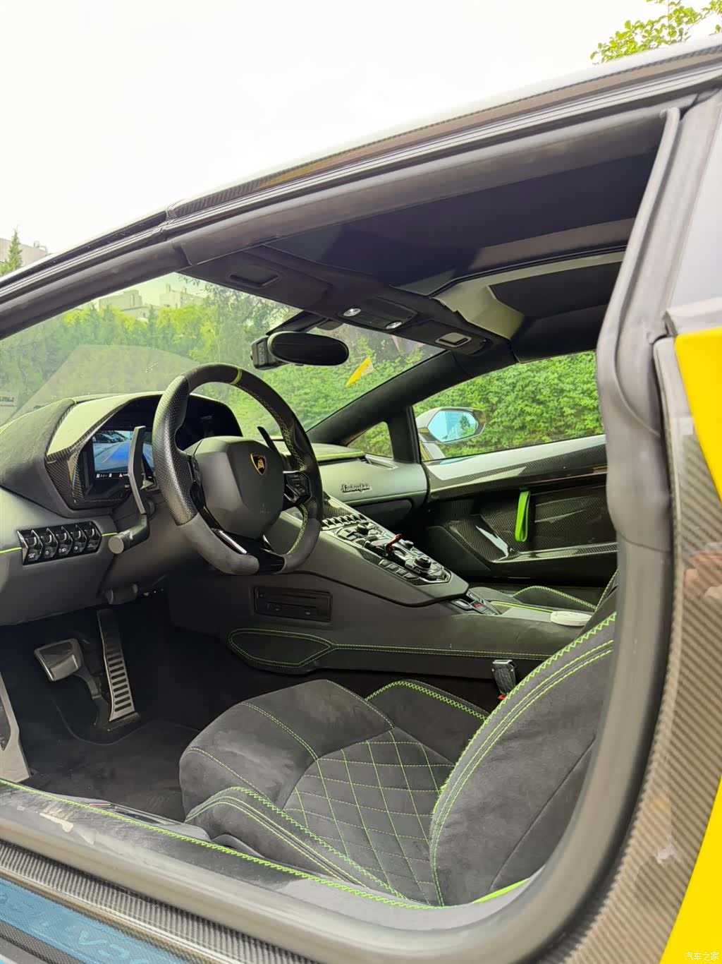 Lamborghini Aventador, 2018 11