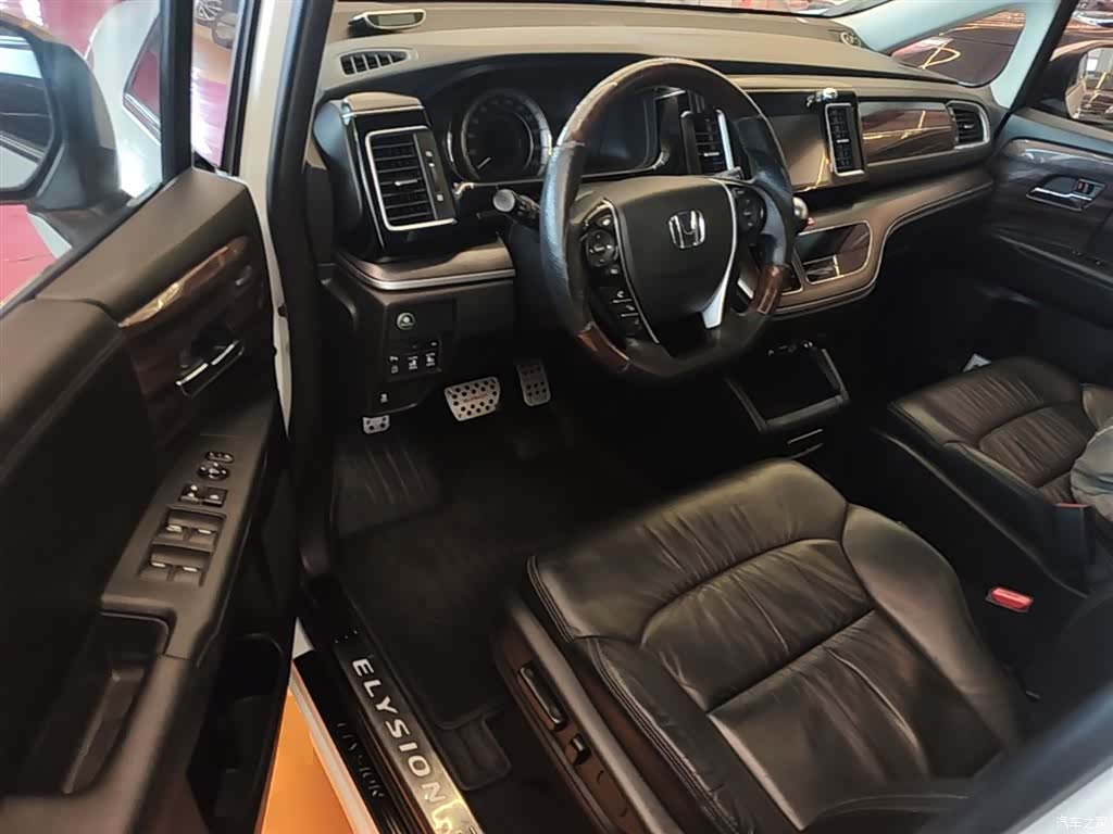Honda Elysion, 2017 16