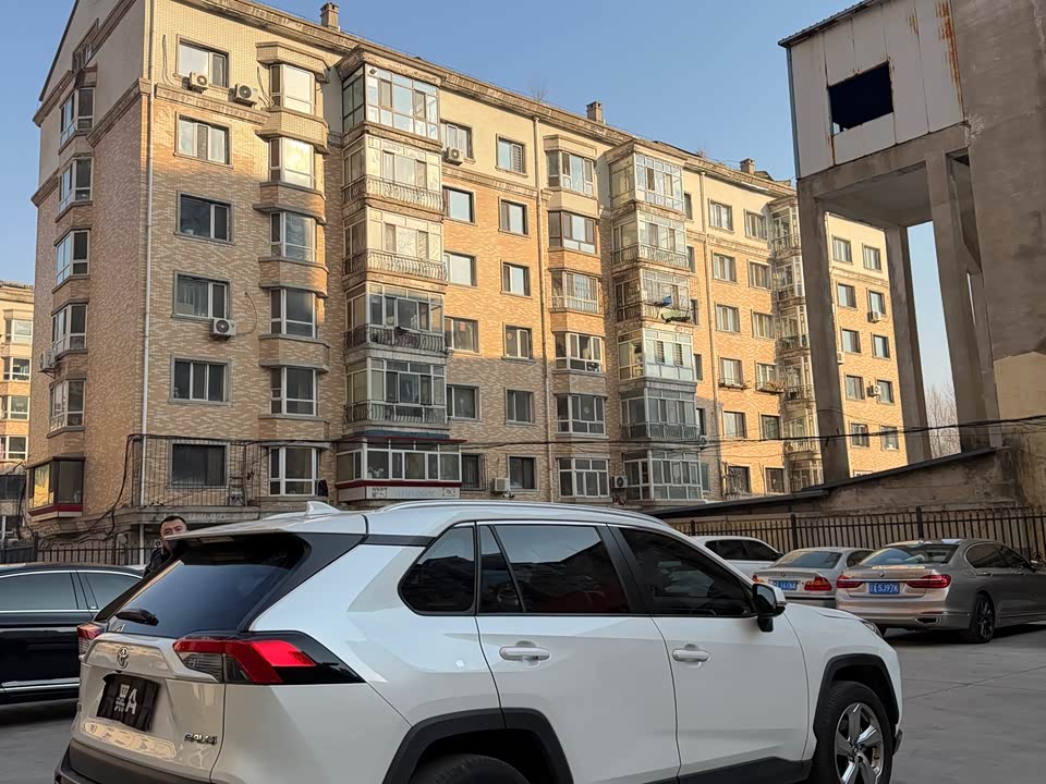 Toyota RAV4 Rongfang