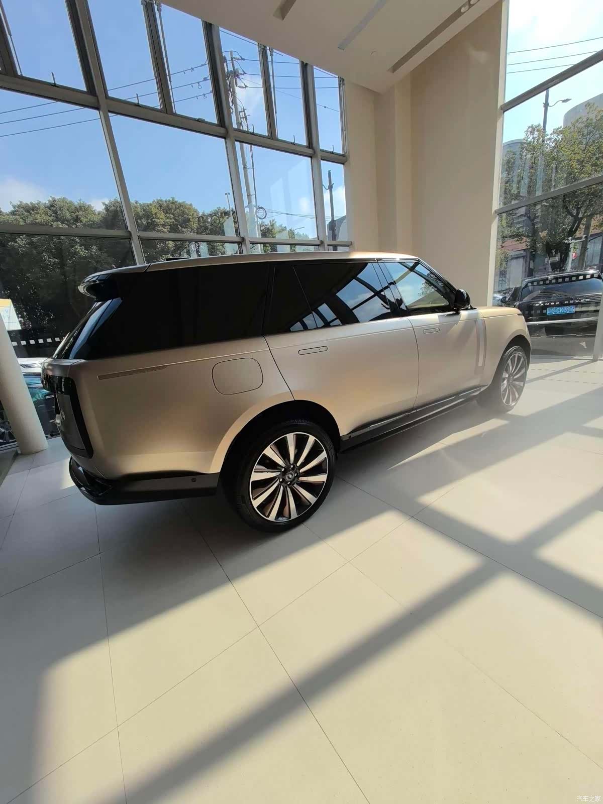 Land Rover Range Rover, 1900 12