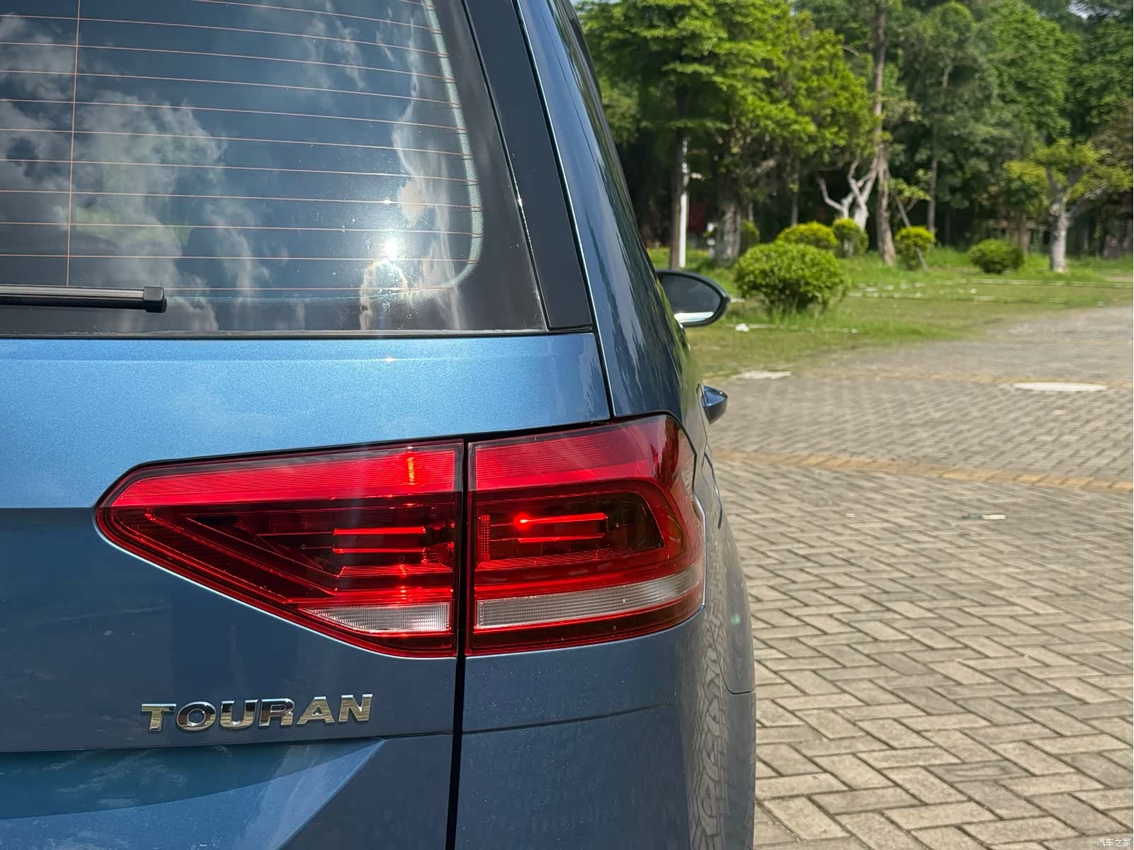 Volkswagen L, 2018 18