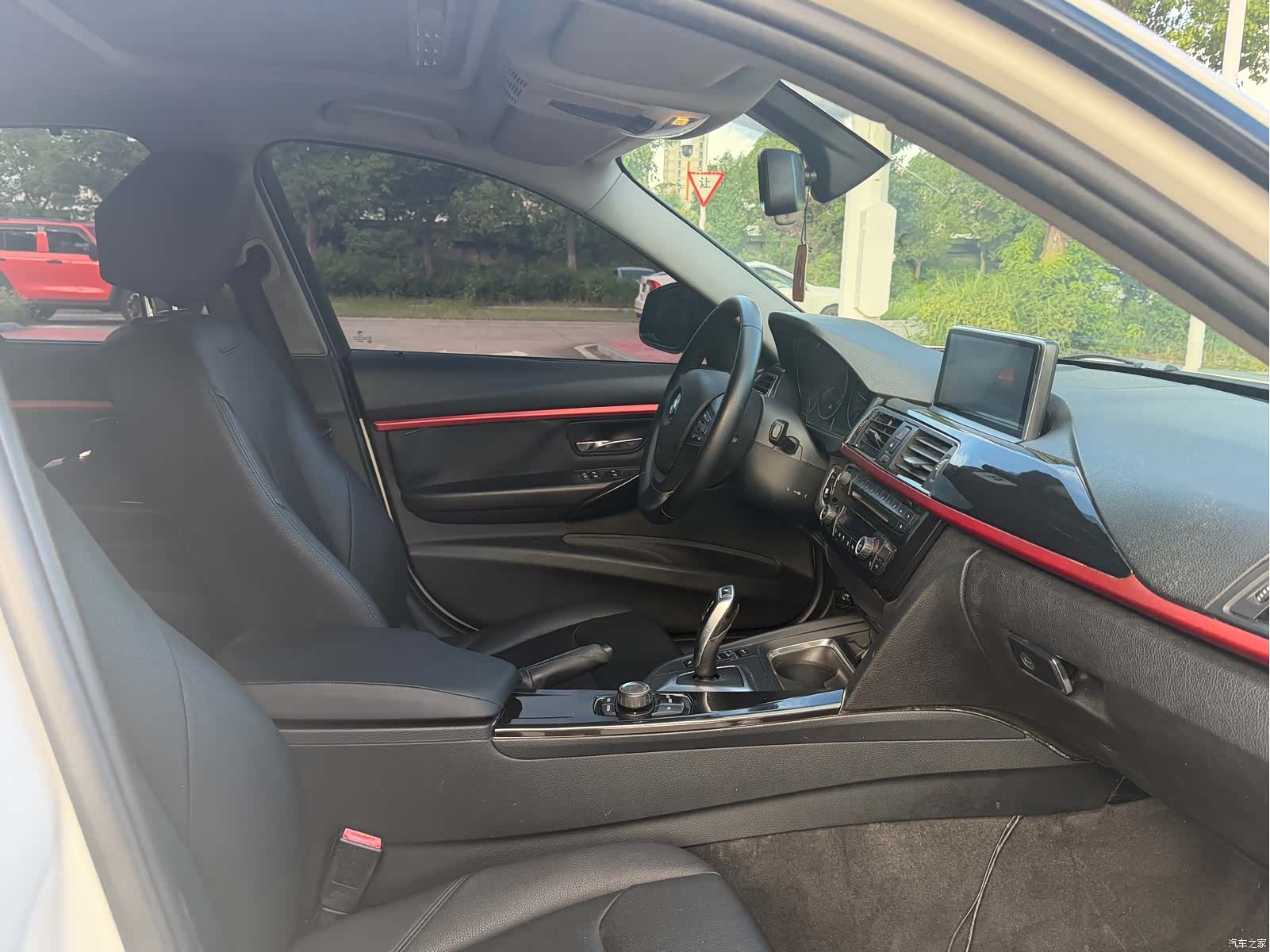 BMW 3 Series, 2013 18