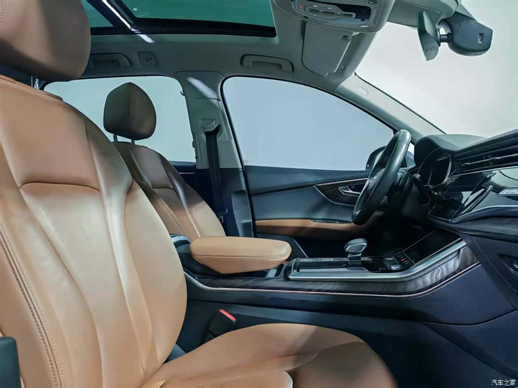 Audi Q7, 2020 8