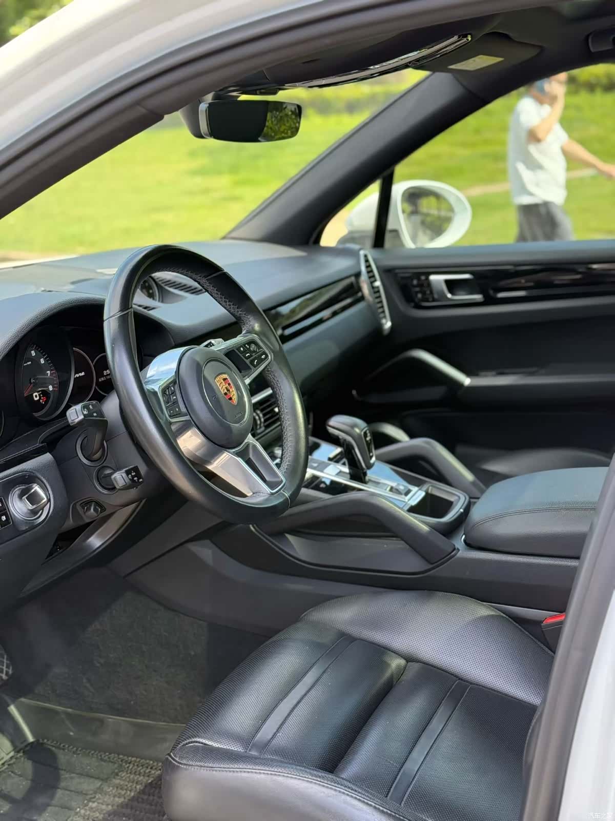 Porsche Cayenne, 2019 все фото