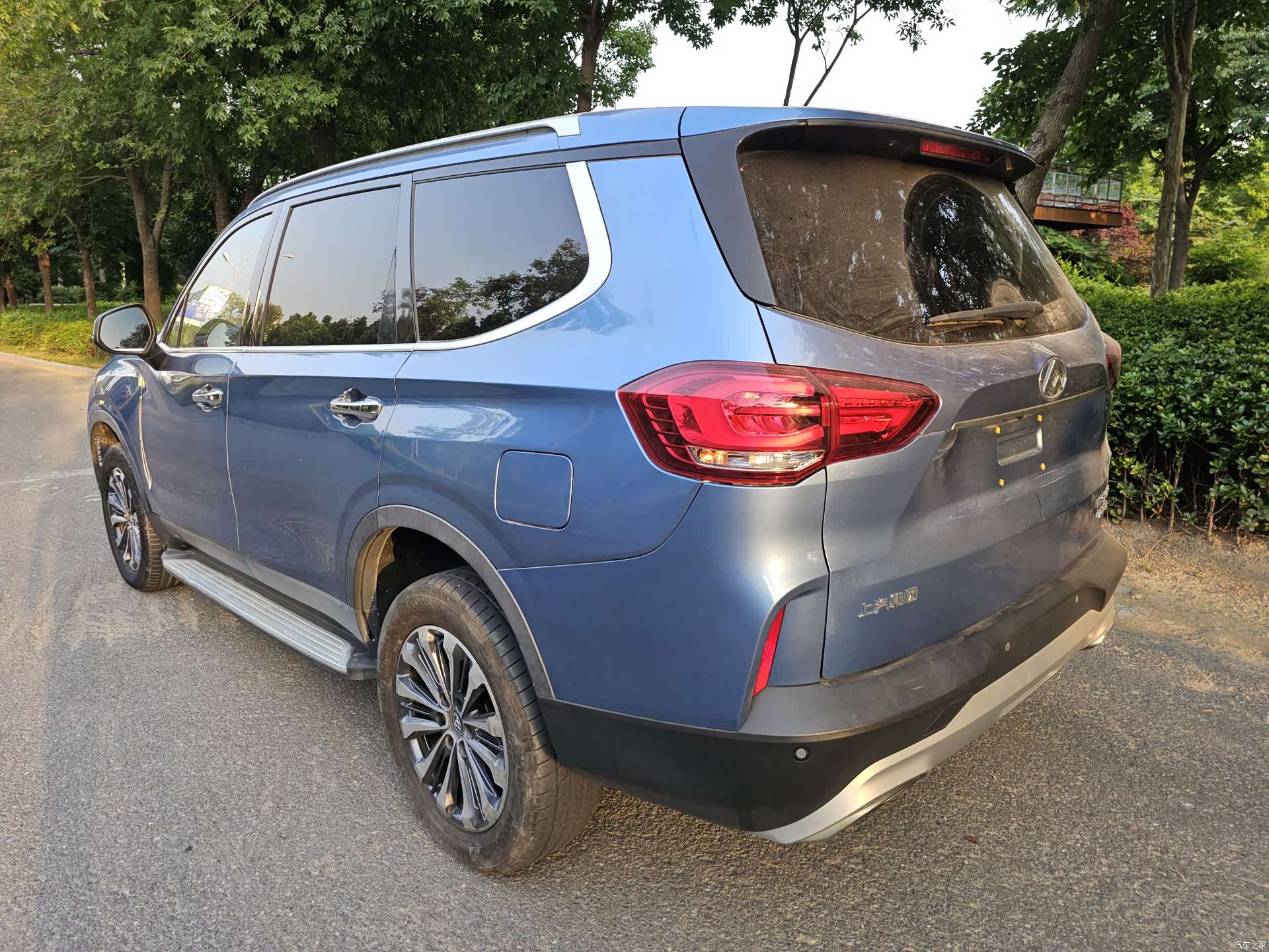Maxus D90, 2019 4