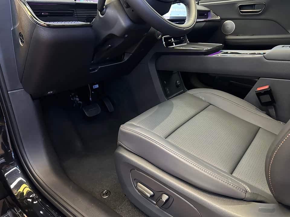 Toyota Platinum Wisdom 3X