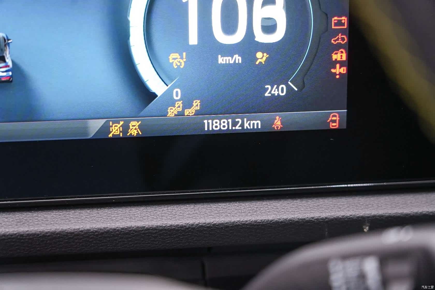 Ford Equator Sport, 2024 12