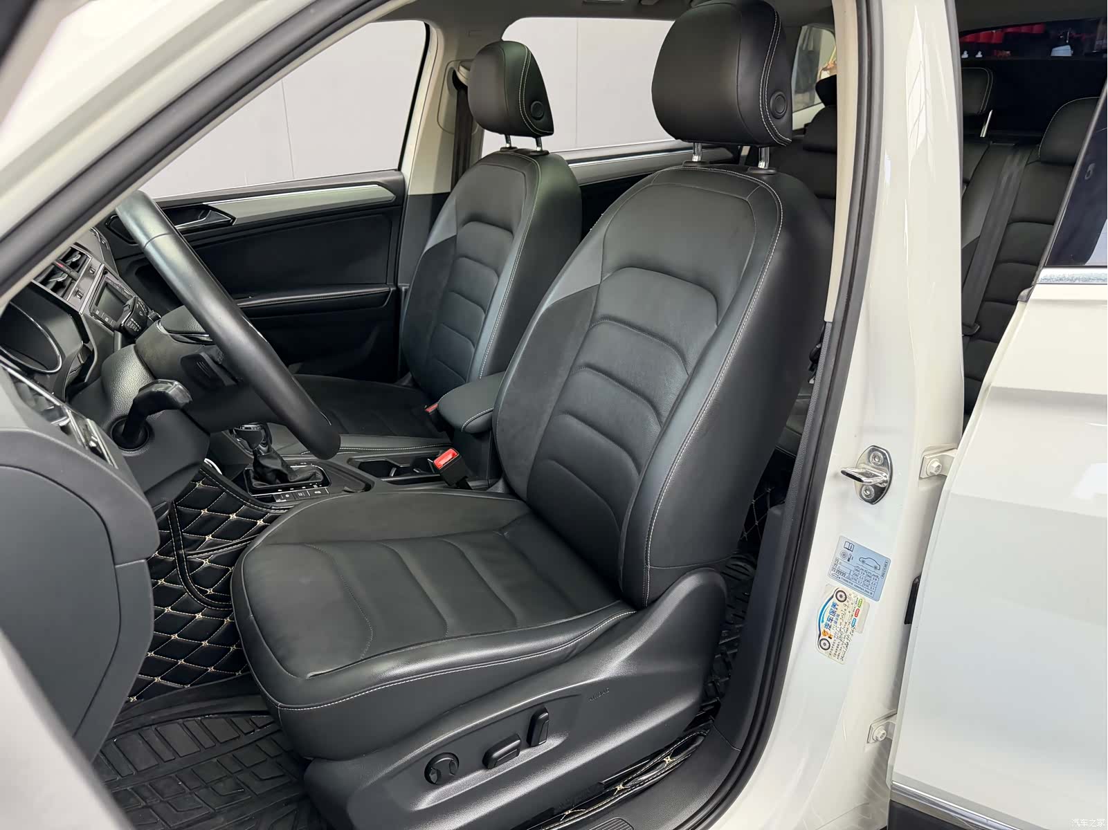 Volkswagen Tiguan L, 2017 8