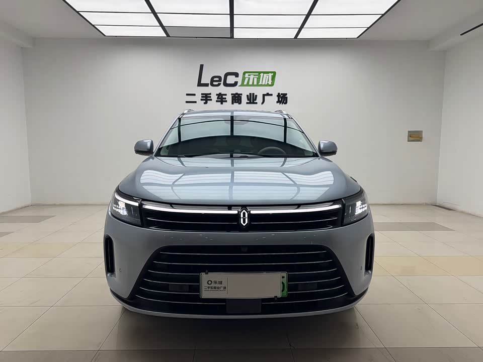 AITO Ask the world M7