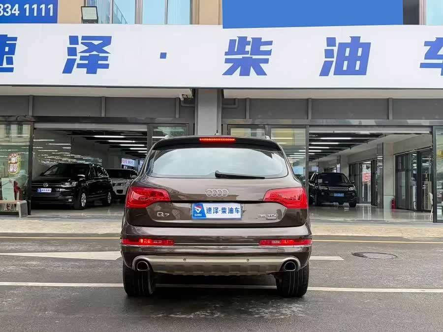 Audi Q7 2013, фото 6